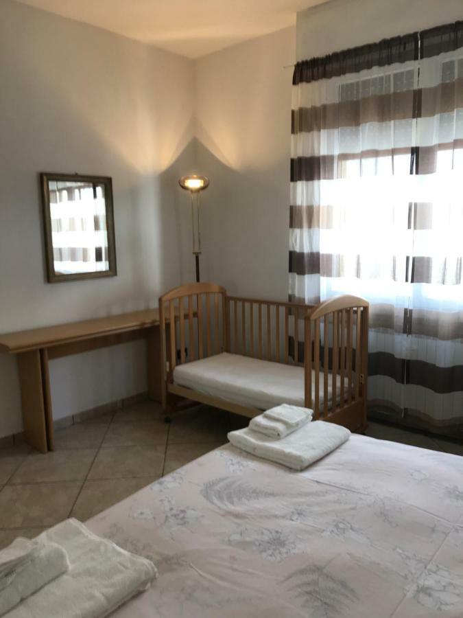 Apartamento Casa Marconi Lovere Exterior foto